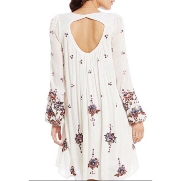 Free People Ivory Oxford Embroidered Slip On Mini Swing Bohemian Dress Medium - Picture 2 of 10